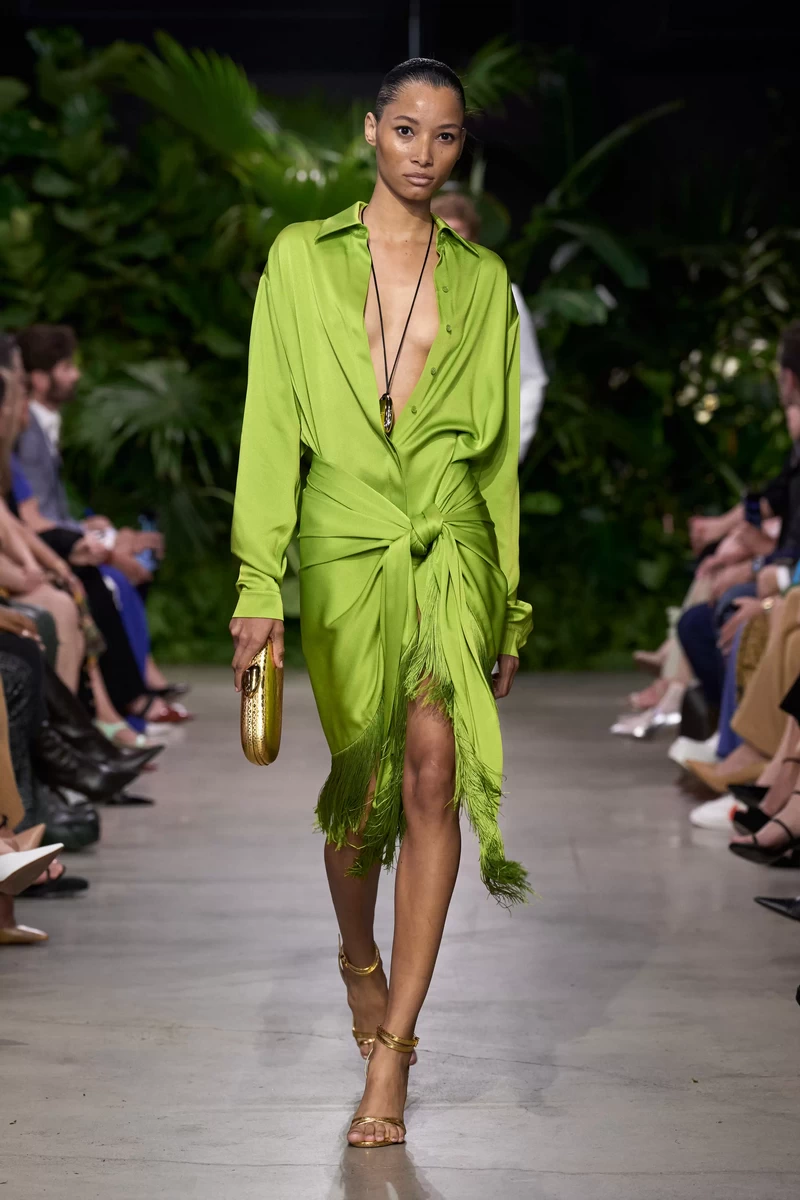 URBAN RESORT: THE SPRING/SUMMER 2023 MICHAEL KORS COLLECTION RUNWAY SHOW