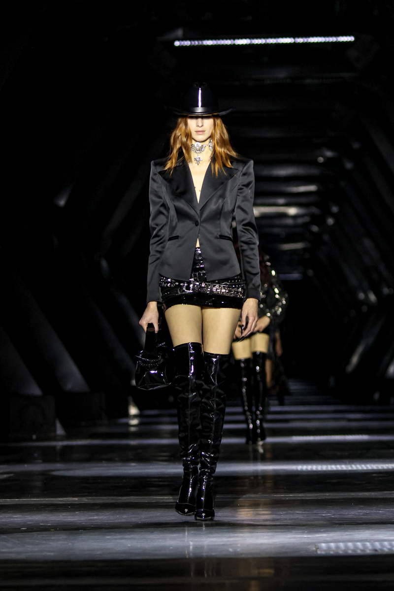 PHILIPP PLEIN Fall Winter 2023 2024 Collection - Photo courtesy of PHILIPP PLEIN