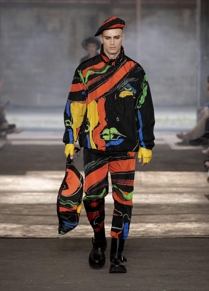 Men's Summer 2023 Fashion Trends: Bold and Bright Colors are THE Trend! - Photo Courtesy of Moschino