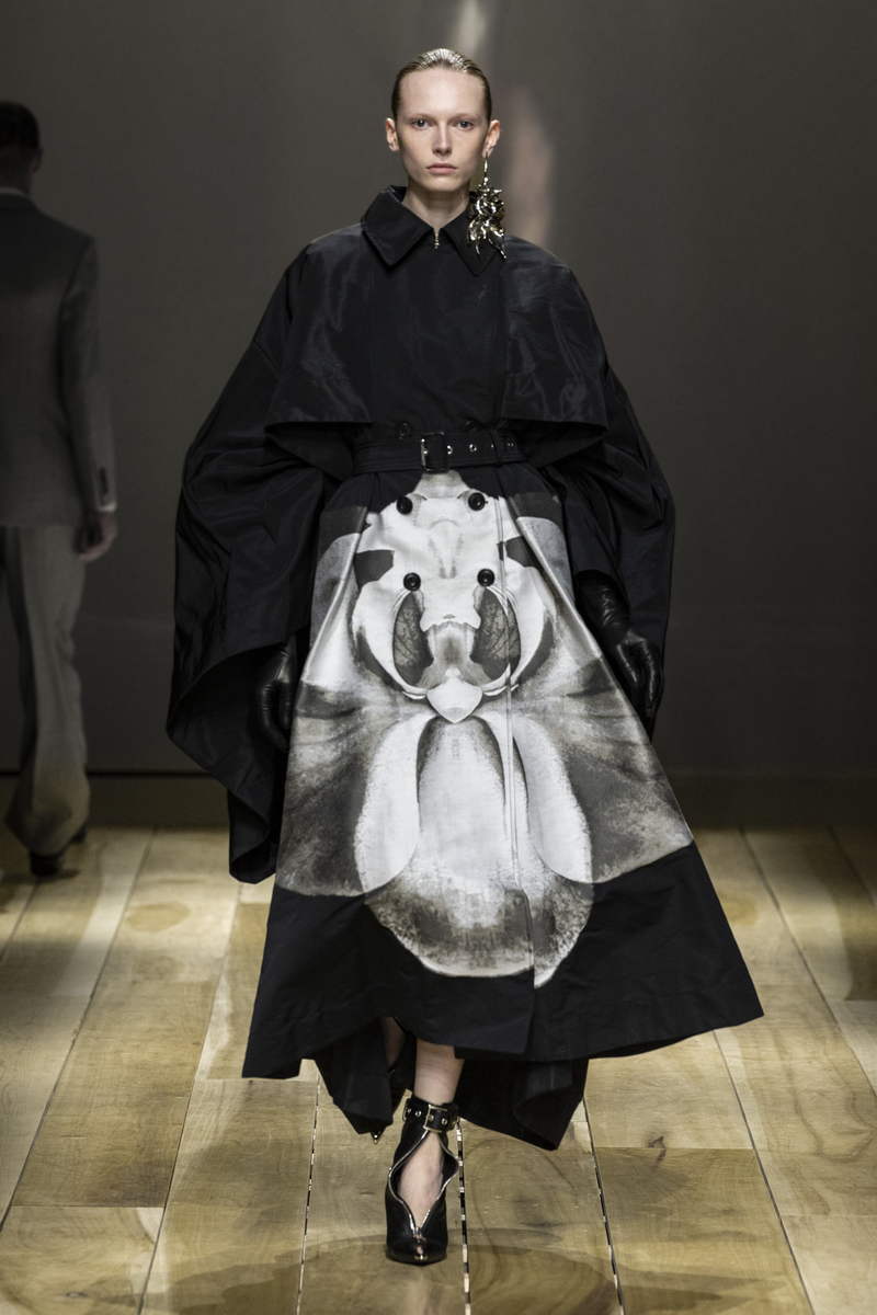 Alexander McQueen Autumn Winter 2023/2024 - Photo courtesy of Alexander McQueen