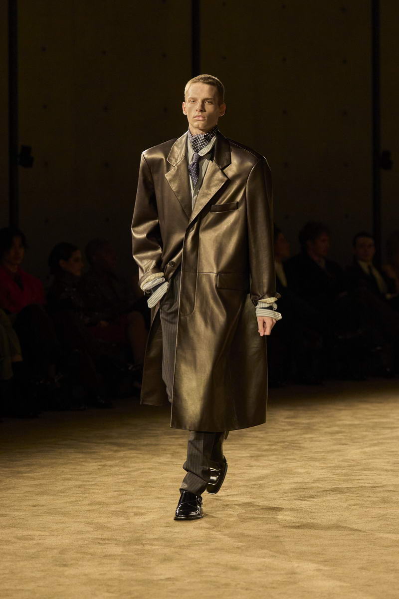 SAINT LAURENT FASHION SHOW MEN WINTER 2026 2027 - Photo courtesy of Saint Laurent
