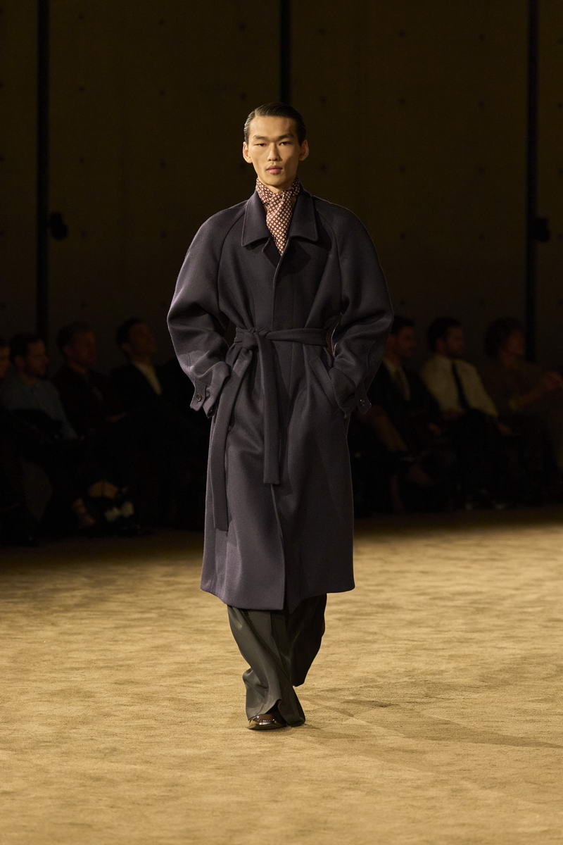 SAINT LAURENT FASHION SHOW MEN WINTER 2026 2027 - Photo courtesy of Saint Laurent