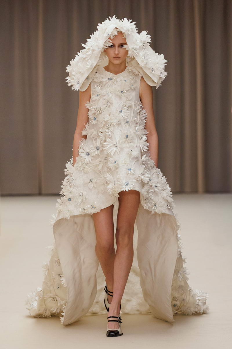 McQueen Autumn/Winter 2026 - Photo courtesy of McQueen