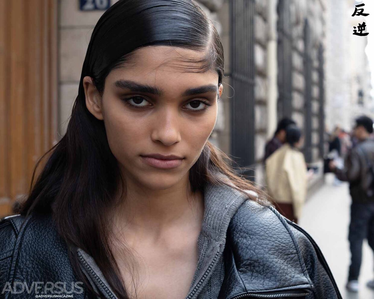 Elina Gunawardena. My Point of View: Backstage Exit at Hermès Fall/Winter 2026–2027 - Photo ADVERSUS