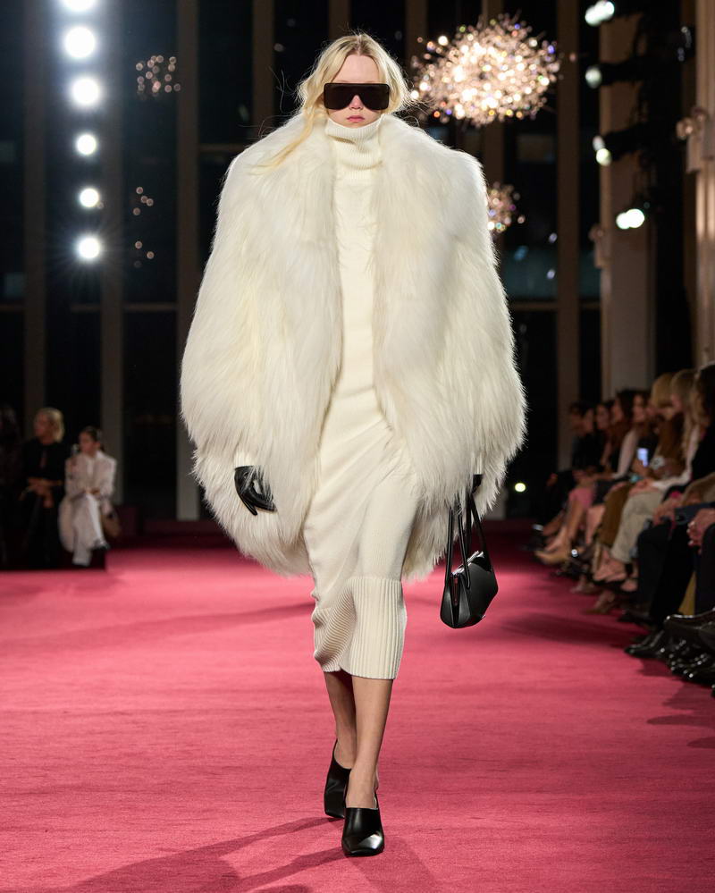 Michael Kors Fall Winter 2026 collection. New York Chic Reimagined - Photo courtesy of Michael Kors
