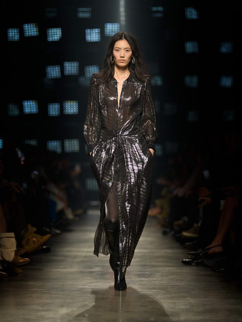 Paris After Dark: The Intimate Duality of Isabel Marant Winter 2026 - Photo courtesy of Isabel Marant