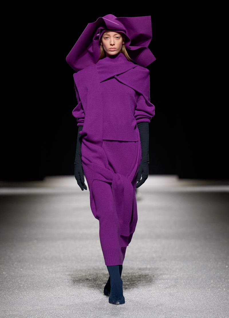 ISSEY MIYAKE Autumn Winter 2026 2027 - Photo courtesy of ISSEY MIYAKE
