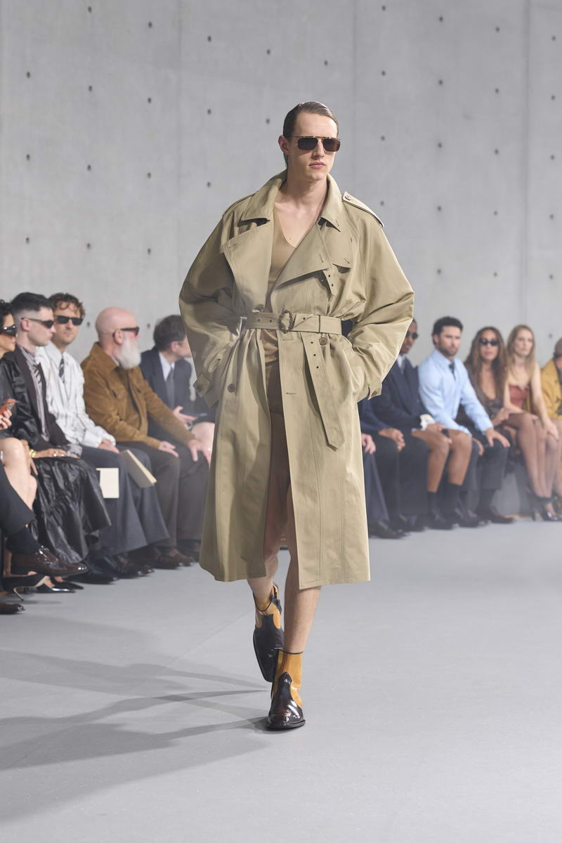 Saint Laurent Men’s Summer 2027 - Photo courtesy of Saint Laurent