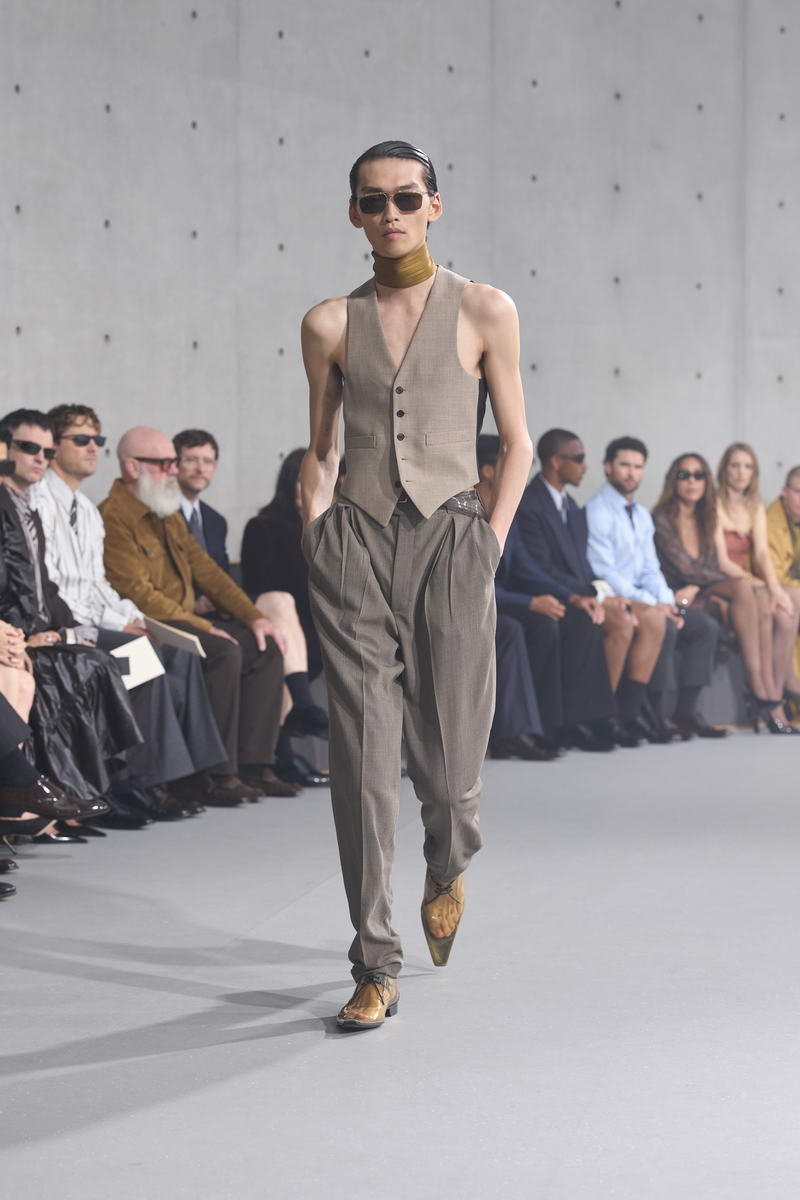Saint Laurent Men’s Summer 2027 - Photo courtesy of Saint Laurent