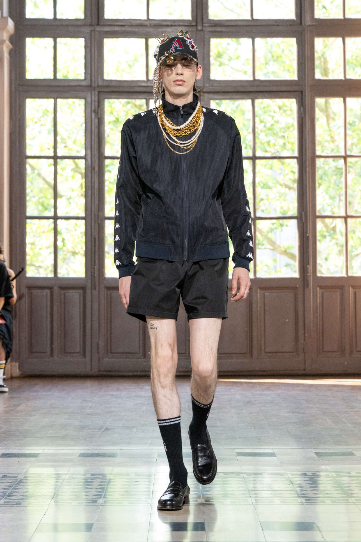 Junya Watanabe MAN Spring/Summer 2027: when bling meets tailoring - Photo courtesy of Junya Watanabe